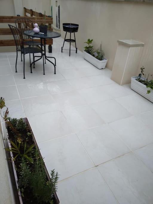 Appartement Cosy Avec Terrasse Vaux-Sur-Seine Εξωτερικό φωτογραφία