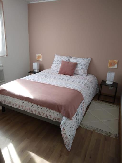 Appartement Cosy Avec Terrasse Vaux-Sur-Seine Εξωτερικό φωτογραφία